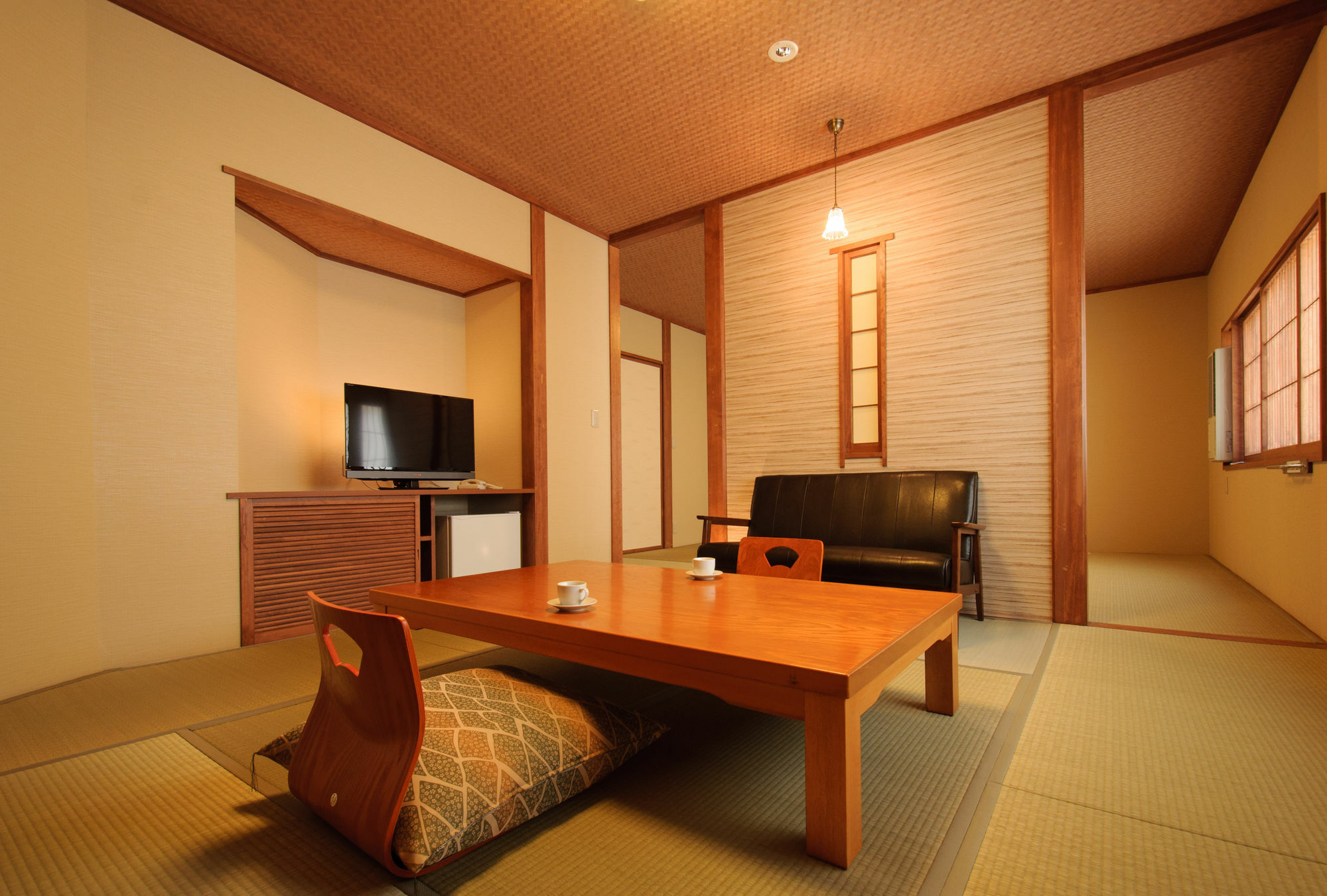 Kusatsu Onsen Ryokan Yoshinoya Hotel Екстериор снимка